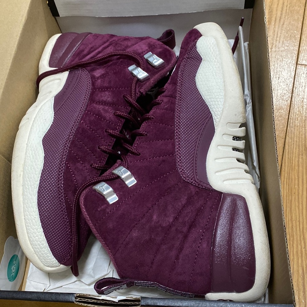 Jordan 12 retro bg